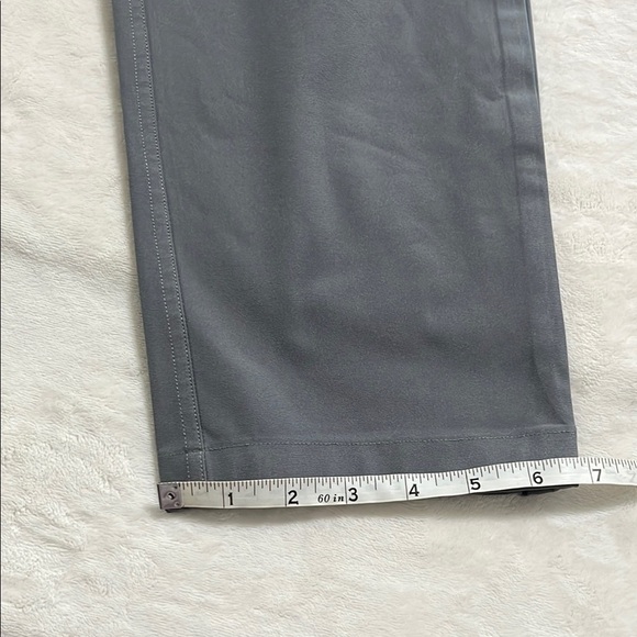 Lululemon Men's Gray Pants - Picture 8 of 13